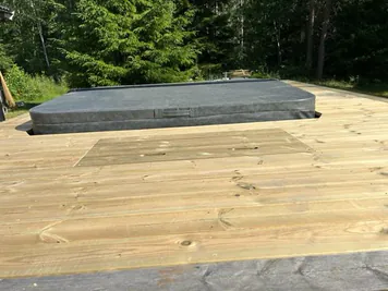 Foto: spabad med thermolock på trädäck